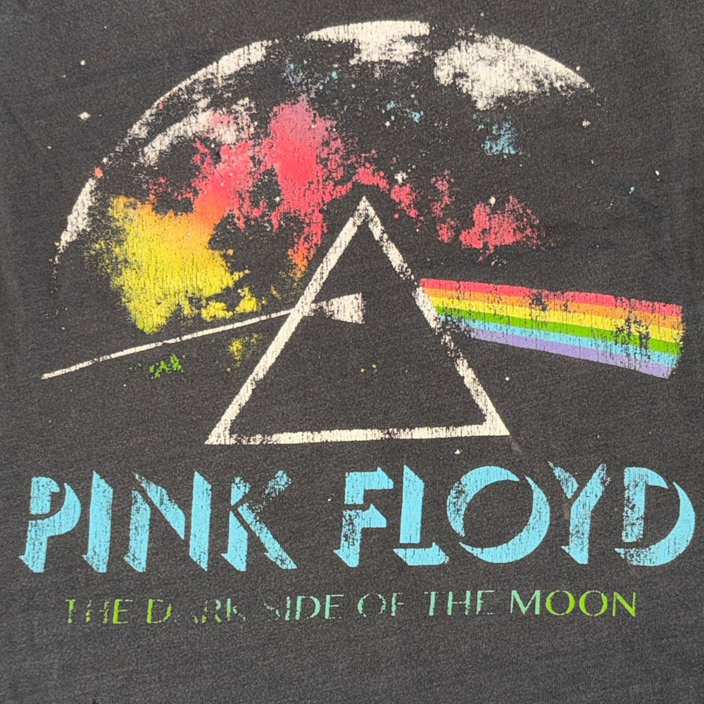 Pink Floyd Black Tee Prism Logo - CUT vintage band t-shirt